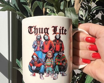 Mug film d'horreur Thug Life – Tasse à café drôle de personnages de films d'horreur | Cadeau d'Halloween | Cadeau pour amoureux de l'horreur | Mug Chucky clown effrayant