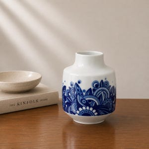 AK Kaiser, Porcelain Vase, Real Cobalt Blue and White, Vintage Mid Century, Ceramic Vase, West Germany Flower Vase, Collector's Item, 70s Pop Art