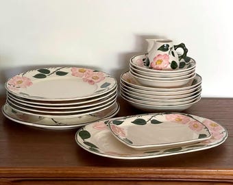 Villeroy & Boch Wildrose Keramiek | Vintage Servies | Wild Rose Servies | Borden | Losse Stukken | Duits Aardewerk | Vervangende Stukken