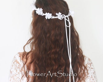Couronne de fleur de mariée blanche, coiffe de mariée blanche, couronne florale de bois, couronne de cheveux, couronne de fleurs blanches, mariage blanc classique.