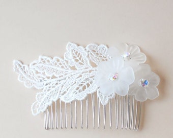 Ivory Lace Headpiece-Ivory Bridal Hair Flower-Bridal Hair Accessories-Feminine Ivory Flower Comb-Ivory Lace and Rhinestone Bridal Comb