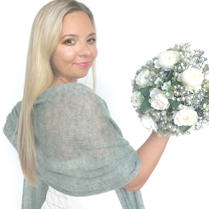 Mohair salbei grüne Hochzeit Stola, Braut Stola, Bolero, Shrug, Strick-Cape, Braut-Cape, Brautjungfer Stola, Schulter-Schal