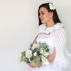 Blanco boda envoltura bridal chal nupcial cubierta de boda Bolero blanco encogimiento de hombros ganchillo chal blanco Capelet bridal capó dama de honor chal de dama de honor