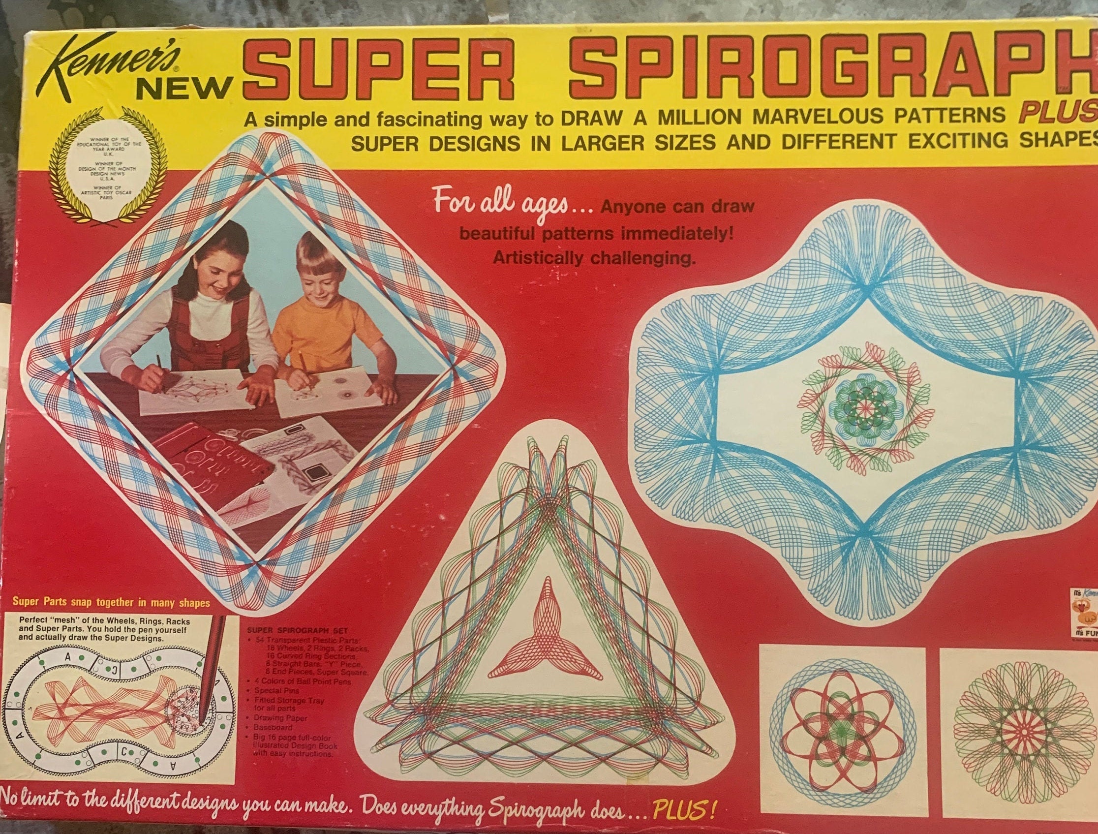 Vintage 1970s Denys Fisher Spirograph Set
