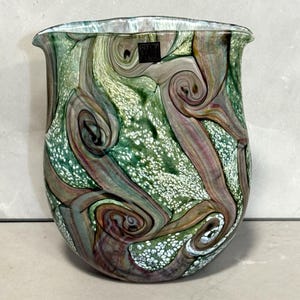 Isle of Wight Glass Vase - Etsy