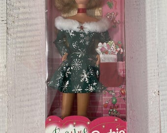 Barbie Festive Season Doll 1997 Mattel 18909 Holiday Green Dress NIB