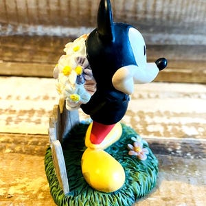 Figurine Mickey Mouse Danbury Mint Calendrier perpétuel Disney Février image 5