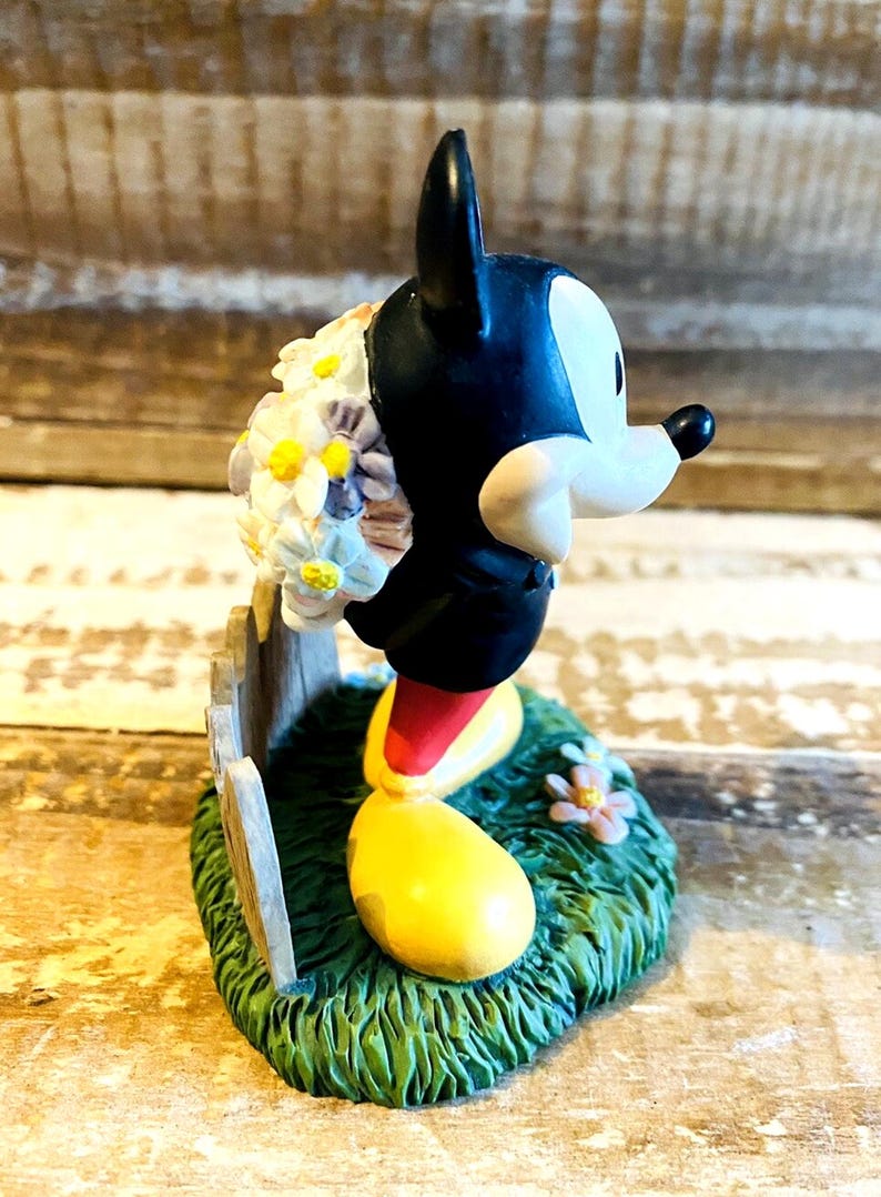 Figurine Mickey Mouse Danbury Mint Calendrier perpétuel Disney Février image 5