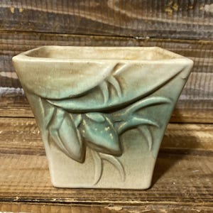 Vintage 1946 McCoy Pottery Rustic Jardiniere Planter 4&quot; Green Leaves