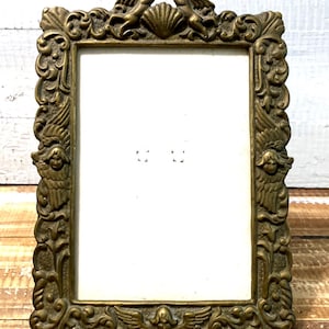 Vintage Silvestri Brass Ornate Angel Free Standing Picture Frame No Glass