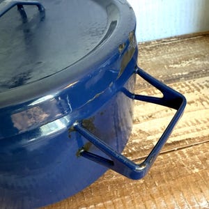 Finel Arabia Seppo Mallat Blue Enamel Pot Set With Lids Mid Century Modern image 5