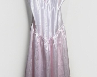 Victorias Secret Gold Crown-nachtjapon Vintage jaren 80-lingerie roze geborduurd medaillon