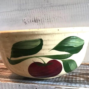 Vintage Watt Pottery Ovenware Ribbed Apple Design #7 USA Bowl