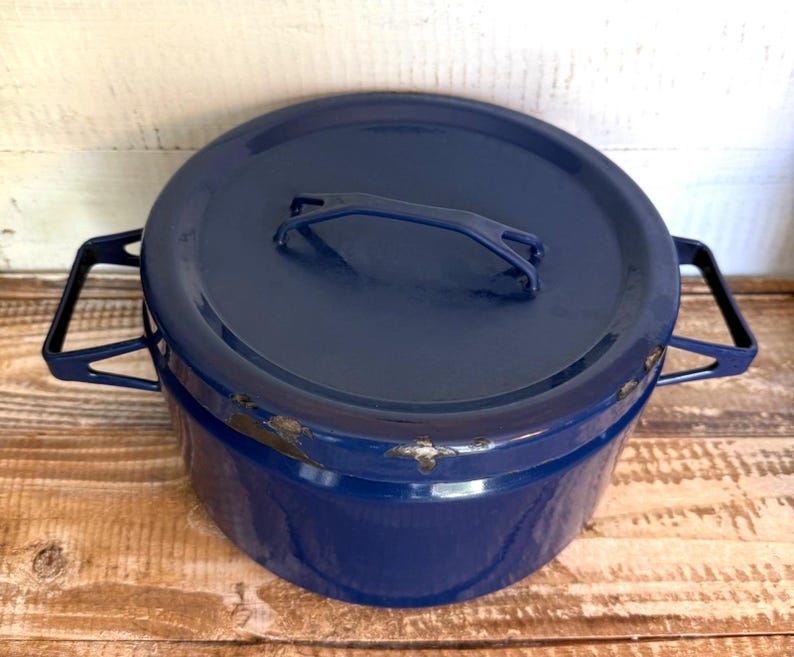 Finel Arabia Seppo Mallat Blue Enamel Pot Set With Lids Mid Century Modern image 3