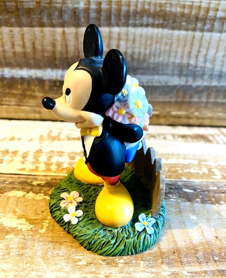 Figurine Mickey Mouse Danbury Mint Calendrier perpétuel Disney Février image 3