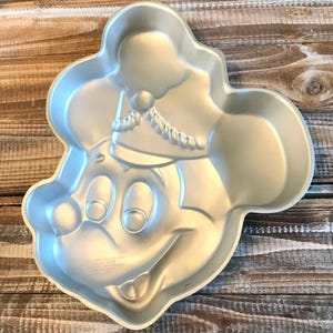 Vintage 1976 Wilton Mickey Mouse Band Leader Birthday Cake Pan Mold Walt Disney
