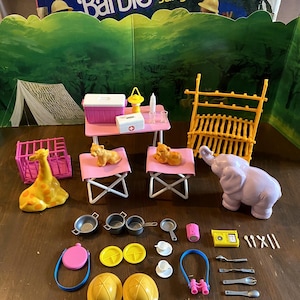 Vintage 1987 Barbie Animal Care Jungle Adventure Play Set 47 Pieces Complete
