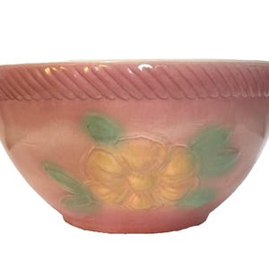Hull Pink Sunglow Mixing Bowl 1940s Pottery 10” Diameter USA