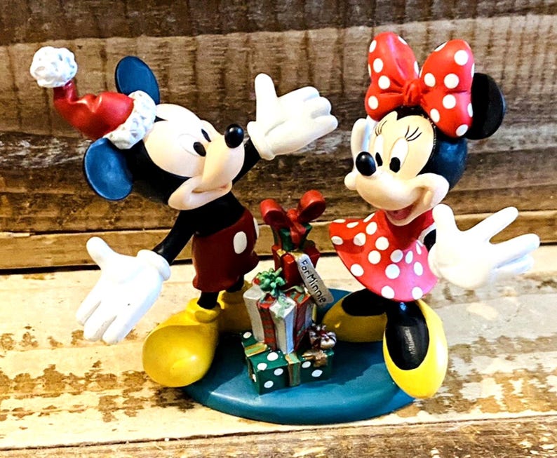 Danbury Mint Disney Perpetual Calendar December Mickey Minnie Mouse Figurine image 1