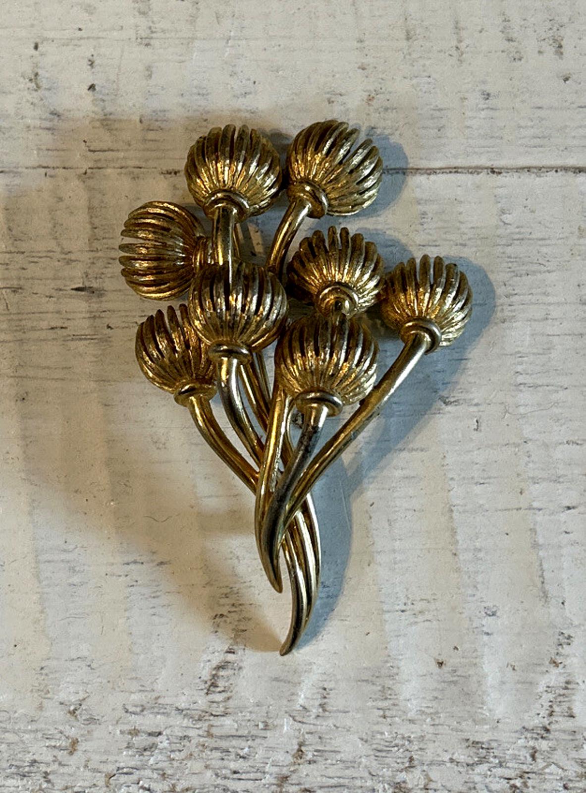 【希少】BOUCHER ブーシェ ブローチ リーフ フェイクパール ゴールド 希少】BOUCHER ブーシェ ブローチ リーフ フェイクパール ゴールド