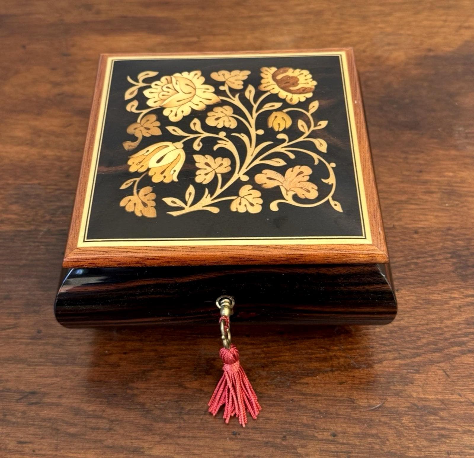 Reuge carousel - Etsy 日本