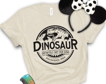 恐竜、アニマルキングダムシャツ、私たちの恐竜ではありません、ディズニーバケーションシャツ、恐竜研究所シャツ、WDW、アニマルキングダム恐竜シャツ、メンズ、レディース