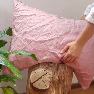 Funda de almohada de lino rosa empolvado - Funda de almohada con cierre de sobre - Natural - Orgánica - Lino suavizado - Varios tamaños - Rosa empolvado imagen 3