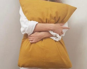 Funda de almohada de lino natural - Funda de almohada con cierre de sobre mostaza - Orgánica - Lino mostaza suavizado - Funda de almohada - Personalizada - Regalo de Navidad