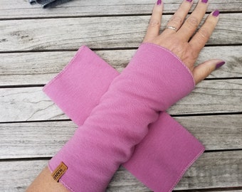 Cuddly soft CUFFS made of alpine fleece old pink without thumb hole