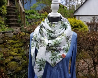 Triangle scarf, nursing scarf, muslin scarf white with flowers and leaves label, faux leather