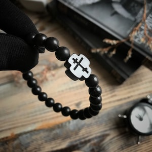 Armband aus Holzperlen, Hübscher Rosenkranz aus Holz, Holzkreuz, Rhodinie, Örtliche Armband, Ebenholz Armband, Holzarmband, Kreuz Armband