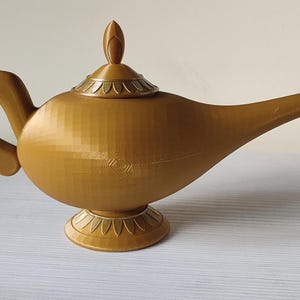 Aladdin or Jafar lamp