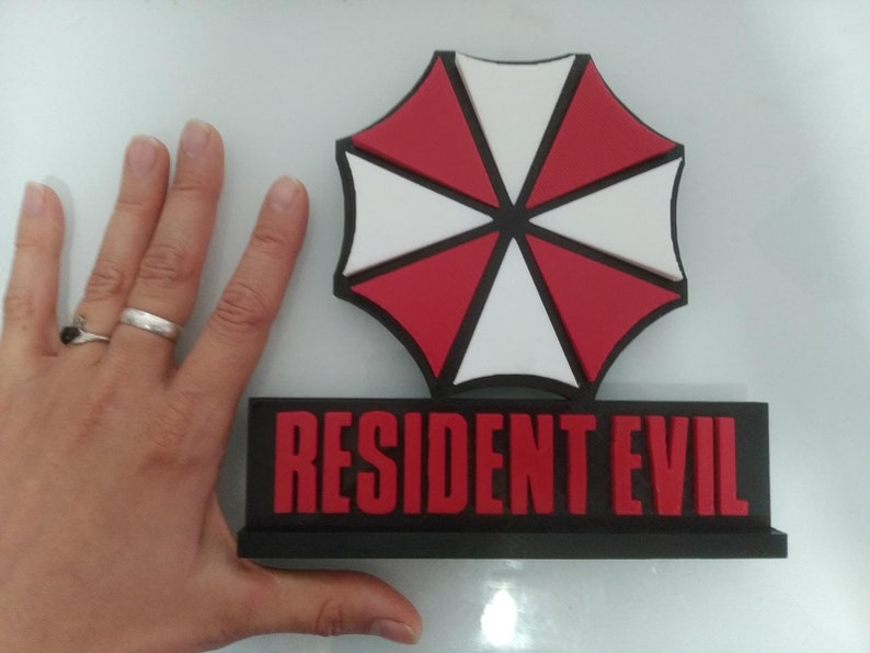 Cartel Resident Evil PEQUEÑO cm