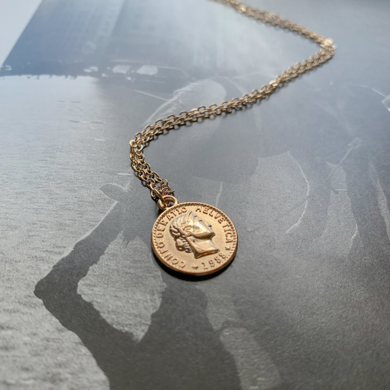 Trendy Gold Medallion Necklace Gold 