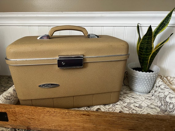 vintage forecast luggage