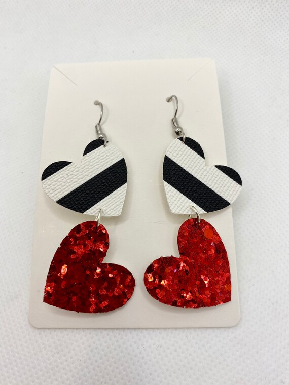 Red and White Striped Layered Earrings Red and White Striped Layered Earrings