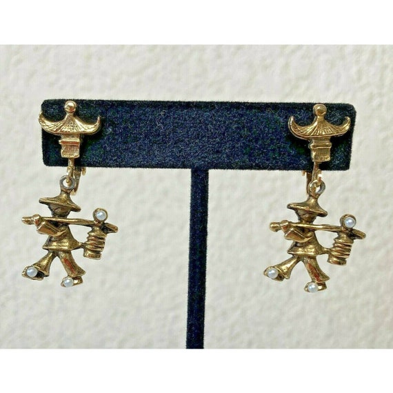 Vintage Asian Water Carrier Coolie Figural Earring