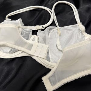 Soutien-gorge Victoria's Secret Vtg NWT Soutien-gorge en satin liquide ivoire Mousseline de soie transparente 36C Mariage image 8