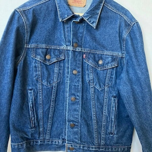 Vtg LEVI'S Trucker Denim Jacket Sz 44 Blue 70506-0216 USA Red Tab