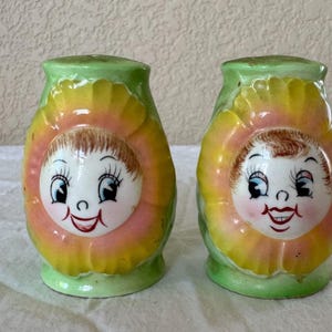 Vintage PY Flower Cabbage Rose Faces Salt Pepper Shakers Anthropomorphic Japan