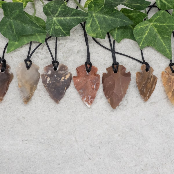 Flint knapped arrowhead pendants with cordage of your choice