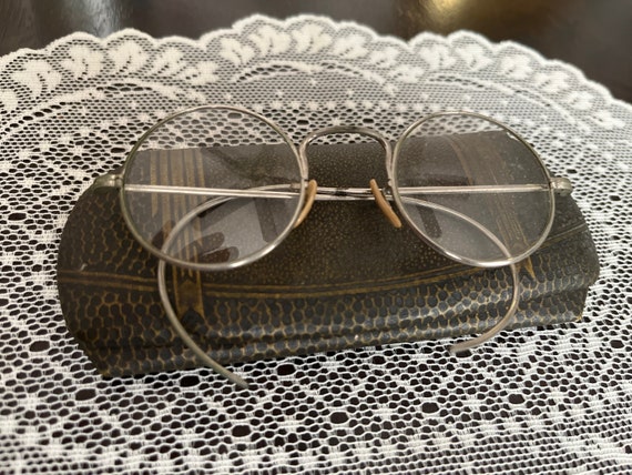 Vintage Glasses - image 5