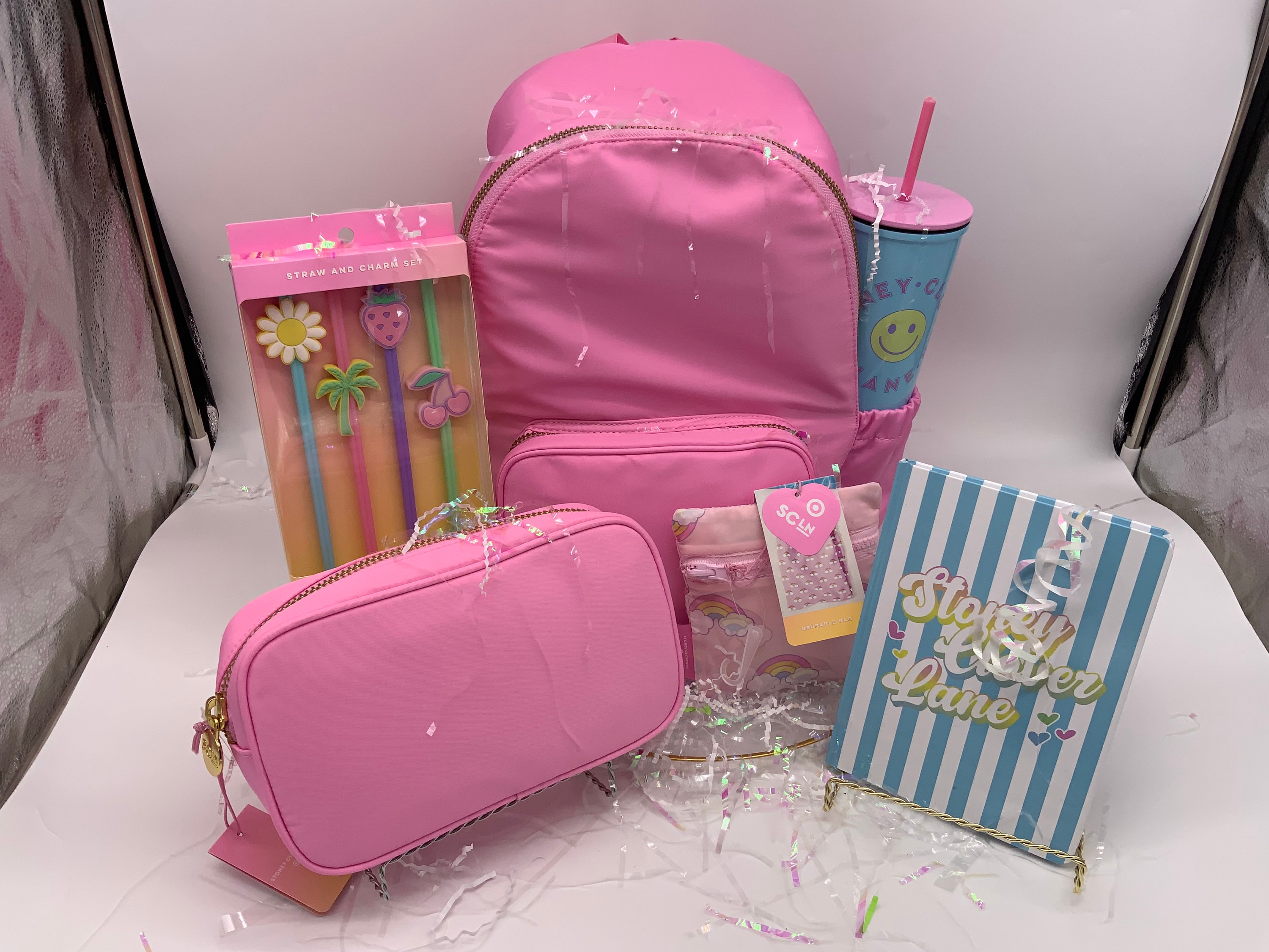 New product! New type Pink heart Stoney clover duffel www.mylomed.com