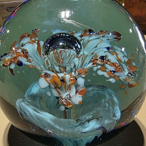 Art Glass MURANO Italy Glass MILLEFIORI 3.5” Diam. Bubble FLOWER Paperweight