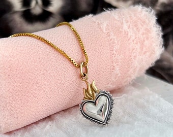 Gold Sacred Heart, Silver Sacred Heart Necklace - Love Necklace, Gift for Mom, Flaming Heart, Milagro, Catholic Heart, Communion Gift