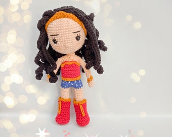 CROCHET PATTERN superhero woman /PDF english/ spanish /french / doll crochet pattern /doll amigurumi