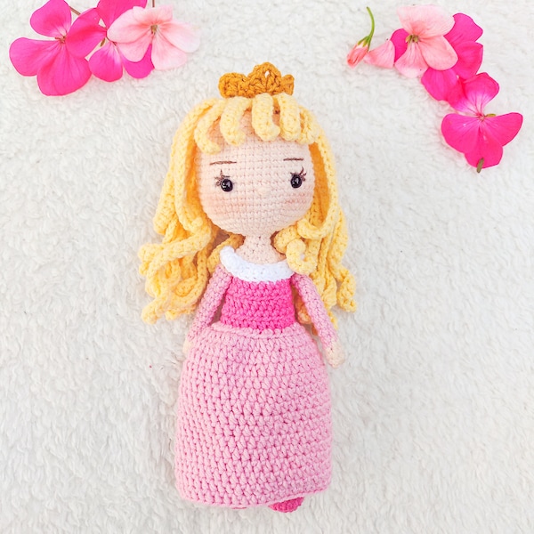 crochet pattern Aurora / doll amigurumi / Aurora amigurumi / PDF in English and Spanish / princess amigurumi