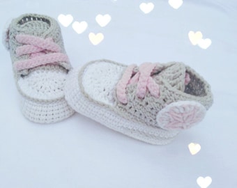 Crochet pattern, converse baby, crochet sneakers, baby sneakers,baby boots, pattern english pdf, crochet baby shoes,