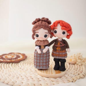 Jamie och Claire mini amigurumi virkmönster, PDF-fil på engelska och spanska