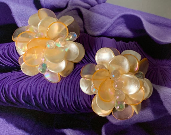 Vintage "Flower Power" Earrings - image 1